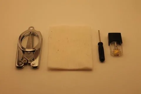 Приспособления для разборки картриджа Juul